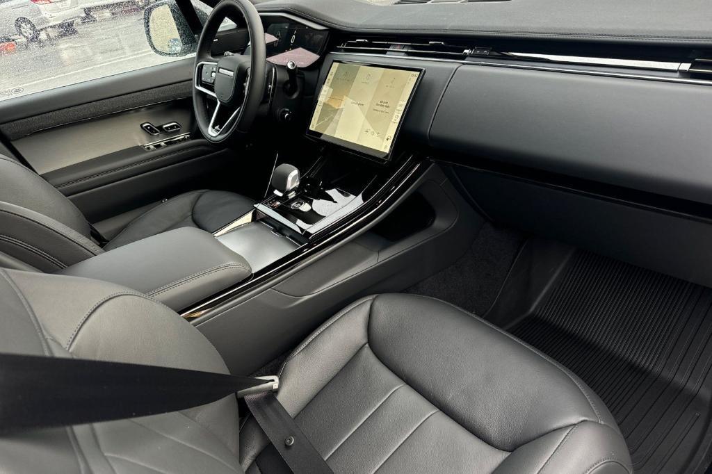 new 2025 Land Rover Range Rover Sport car, priced at $84,180