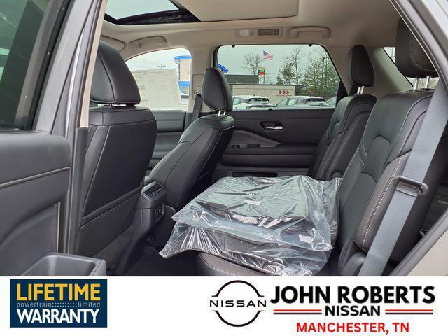 new 2026 Nissan Pathfinder car, priced at $44,632