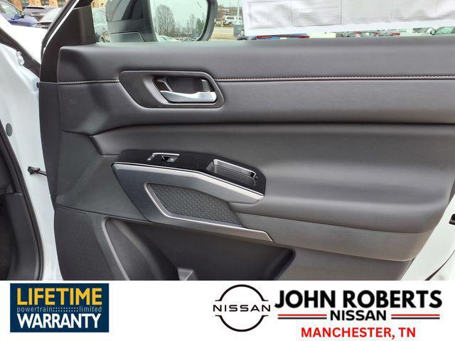 new 2026 Nissan Pathfinder car, priced at $45,032