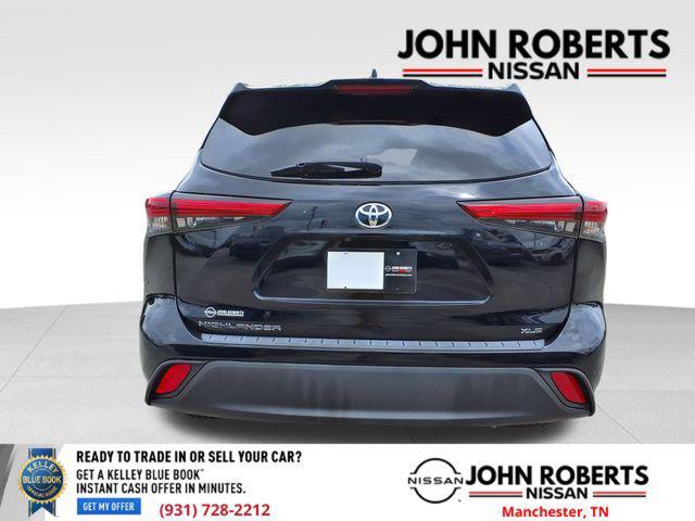used 2023 Toyota Highlander car, priced at $28,993