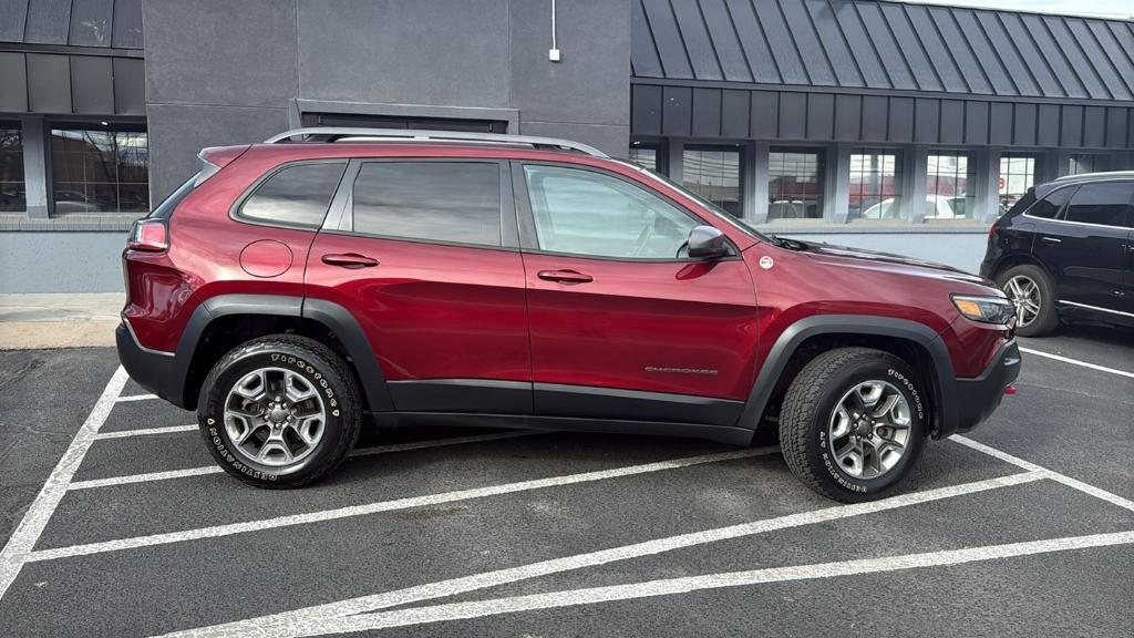 used 2019 Jeep Cherokee car, priced at $16,999