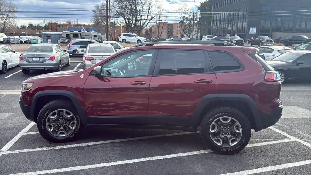 used 2019 Jeep Cherokee car, priced at $16,999