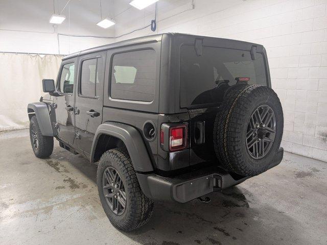 new 2026 Jeep Wrangler car, priced at $46,381