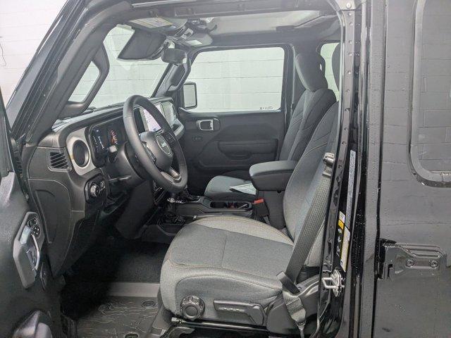 new 2026 Jeep Wrangler car, priced at $46,381