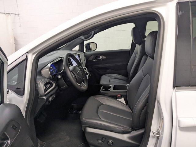 new 2026 Chrysler Pacifica car, priced at $41,009