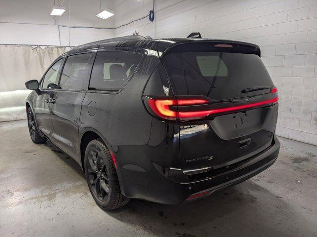 new 2026 Chrysler Pacifica car, priced at $53,845