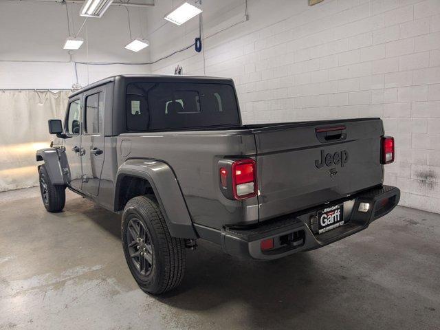 new 2025 Jeep Gladiator car, priced at $40,058