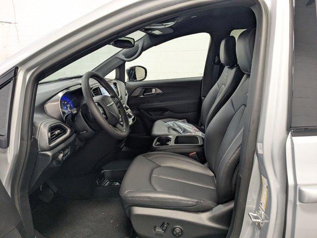 new 2026 Chrysler Pacifica car, priced at $46,261