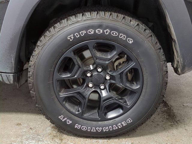 used 2022 Jeep Cherokee car, priced at $21,974