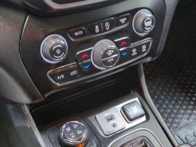 used 2022 Jeep Cherokee car, priced at $21,974