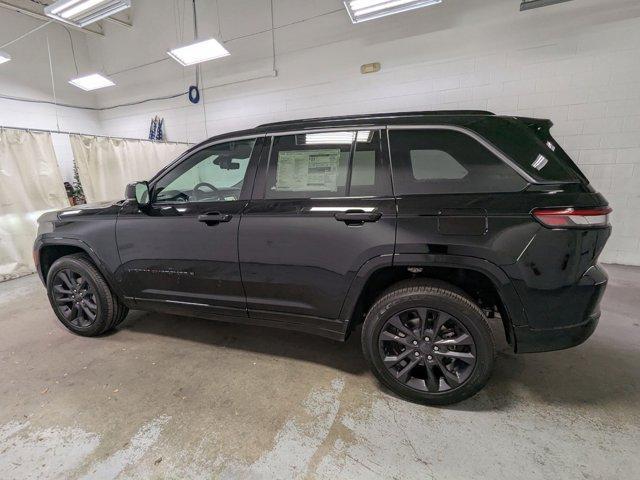 new 2026 Jeep Grand Cherokee car, priced at $50,249