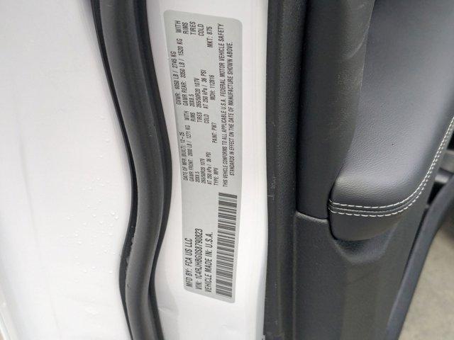 new 2025 Jeep Grand Cherokee car, priced at $50,200