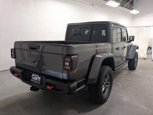 new 2025 Jeep Gladiator car, priced at $53,984