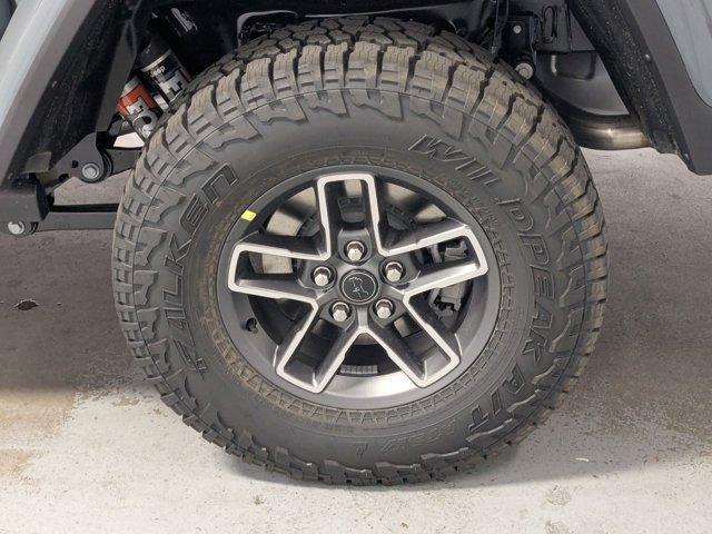 new 2025 Jeep Gladiator car, priced at $61,194