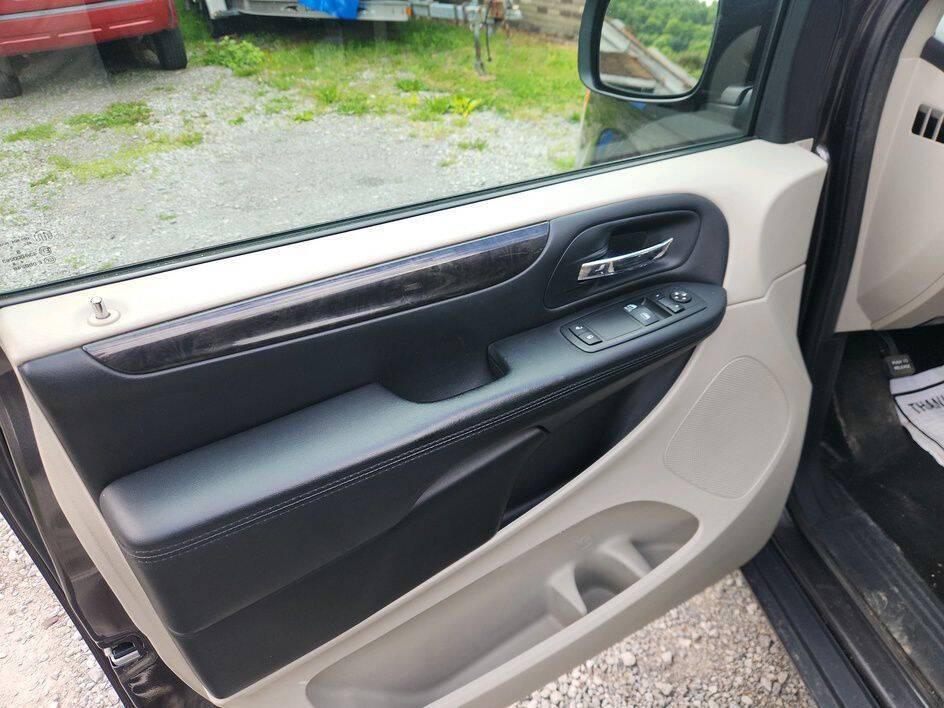 used 2016 Dodge Grand Caravan car, priced at $9,987