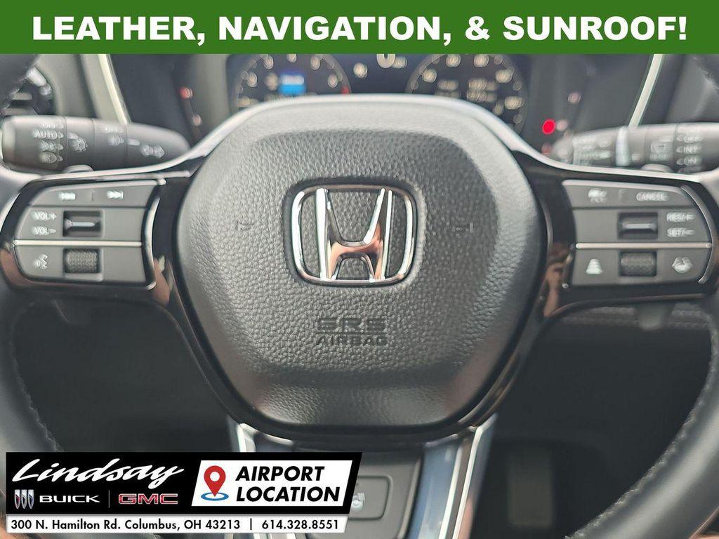 used 2025 Honda Pilot car, priced at $49,601