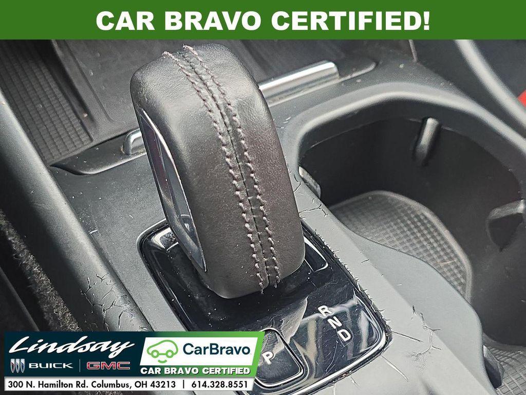 used 2020 Volvo XC40 car, priced at $17,511