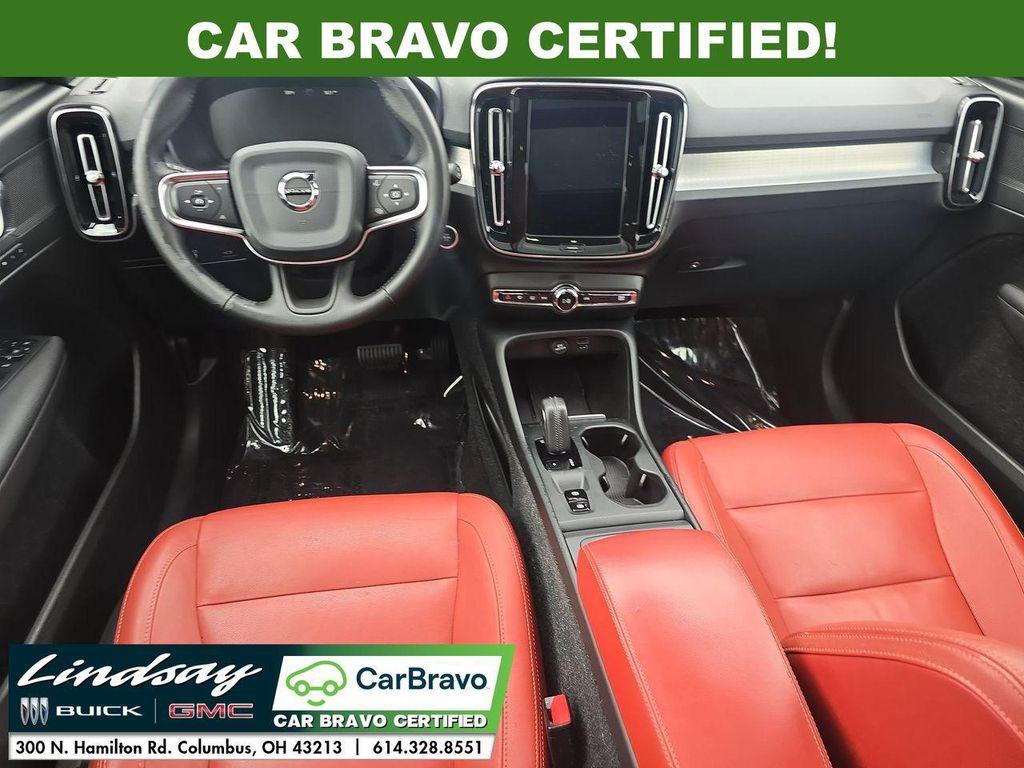 used 2020 Volvo XC40 car, priced at $17,511