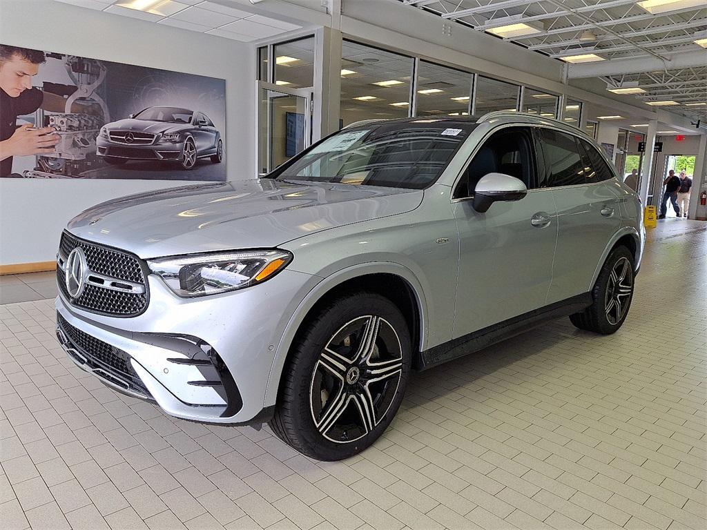new 2025 Mercedes-Benz GLC 350e car, priced at $72,410