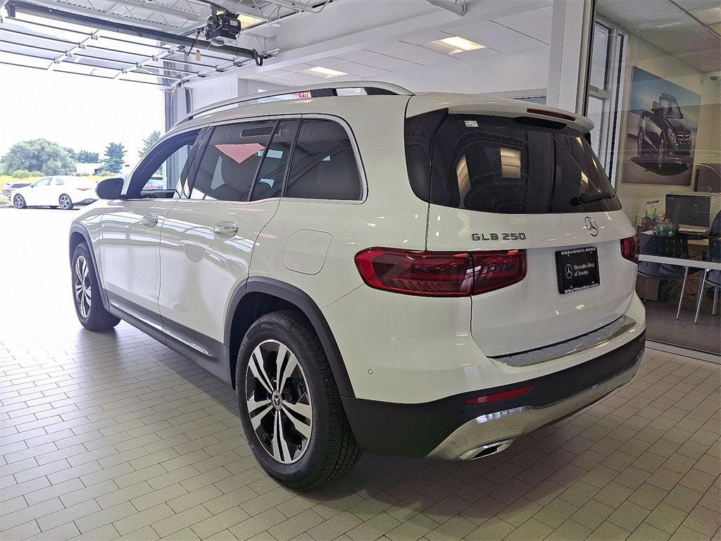 new 2026 Mercedes-Benz GLB 250 car, priced at $51,460