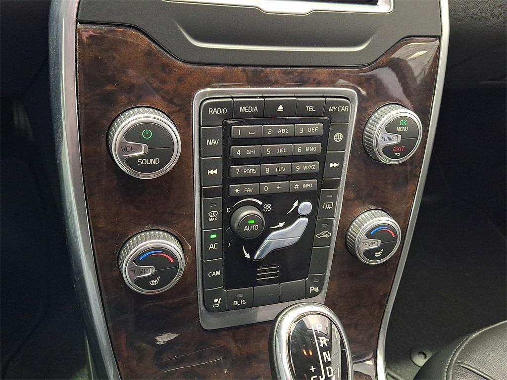 used 2015 Volvo S80 car, priced at $13,999