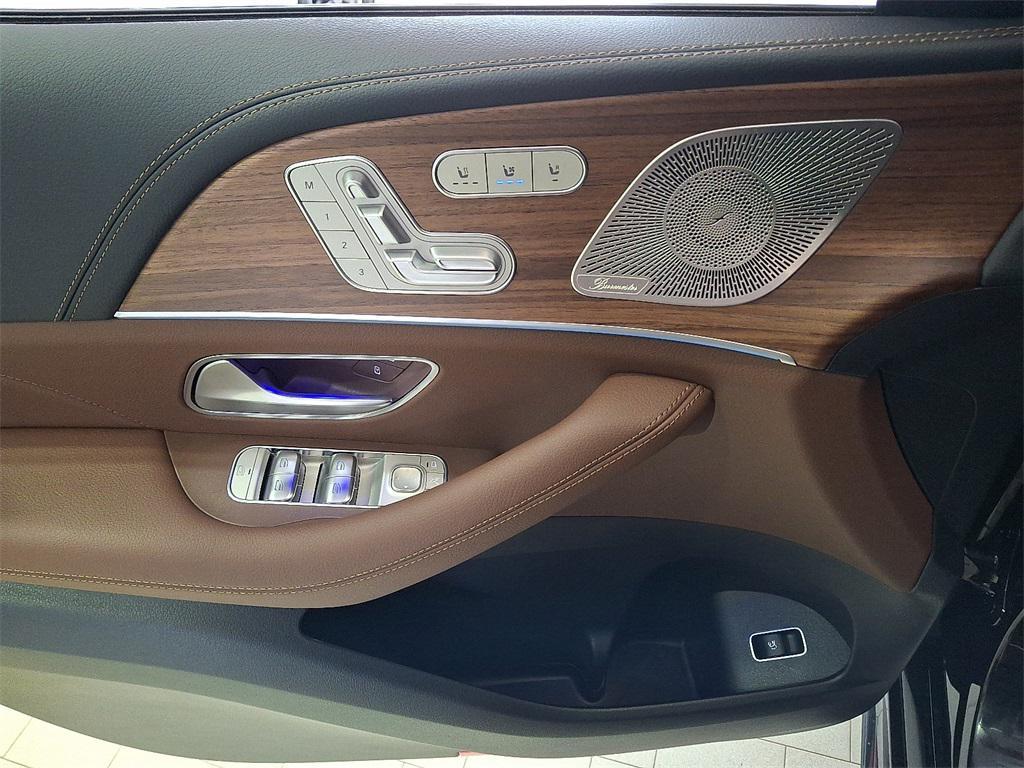 new 2025 Mercedes-Benz GLE 450 car, priced at $86,005