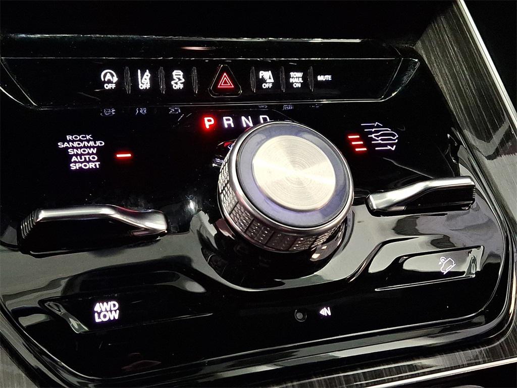 used 2022 Jeep Wagoneer car, priced at $40,899