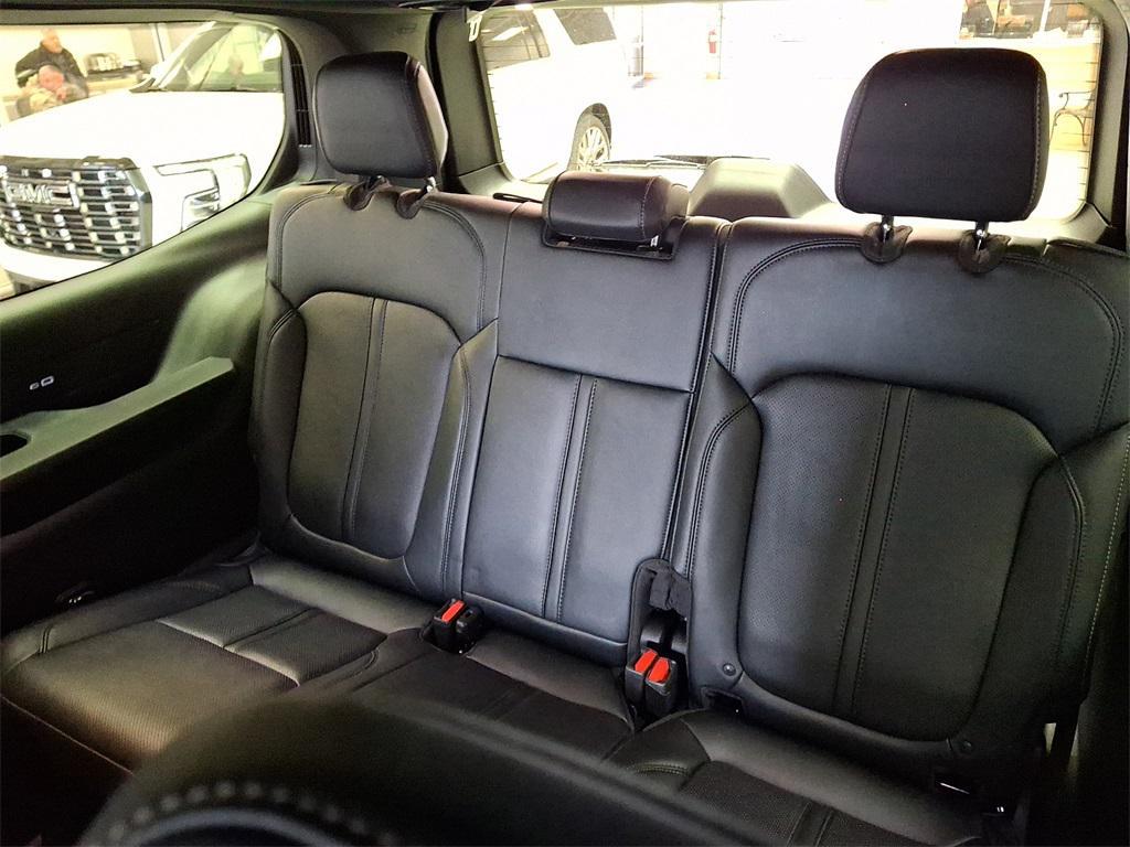 used 2022 Jeep Wagoneer car, priced at $40,899