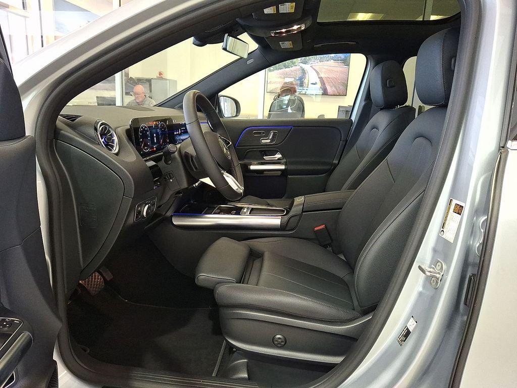 used 2026 Mercedes-Benz GLA 250 car, priced at $48,297