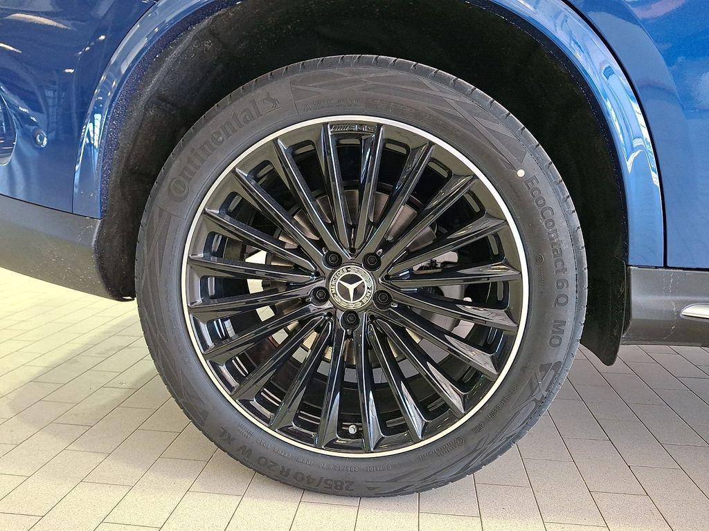 new 2026 Mercedes-Benz GLC 300 car, priced at $71,330
