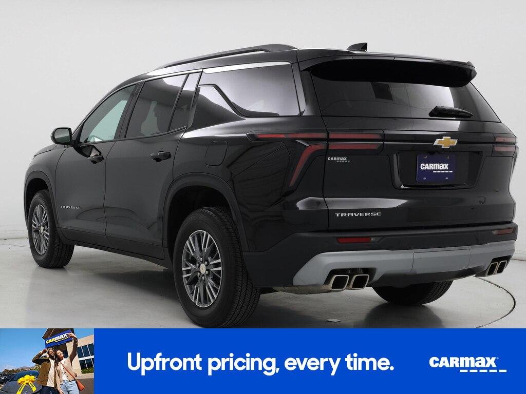 used 2025 Chevrolet Traverse car, priced at $34,998