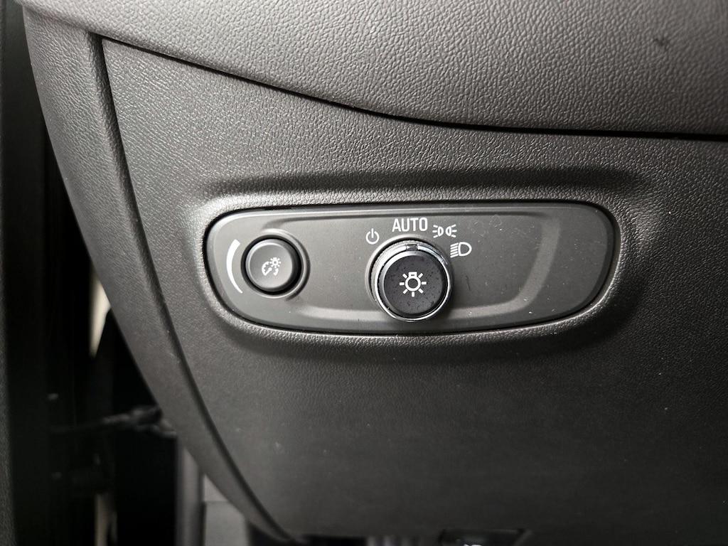 used 2023 Chevrolet Equinox car, priced at $21,998