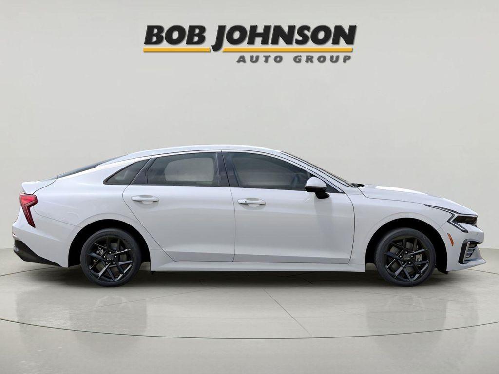 new 2026 Kia K5 car, priced at $28,392