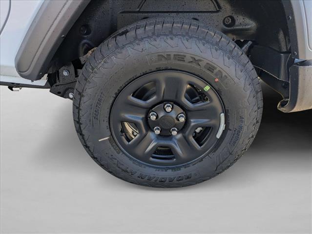 new 2026 Jeep Wrangler car, priced at $33,991