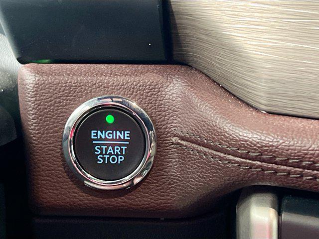 used 2024 Ford Expedition car, priced at $40,608