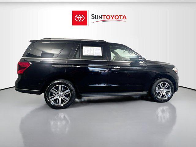 used 2024 Ford Expedition car, priced at $40,608