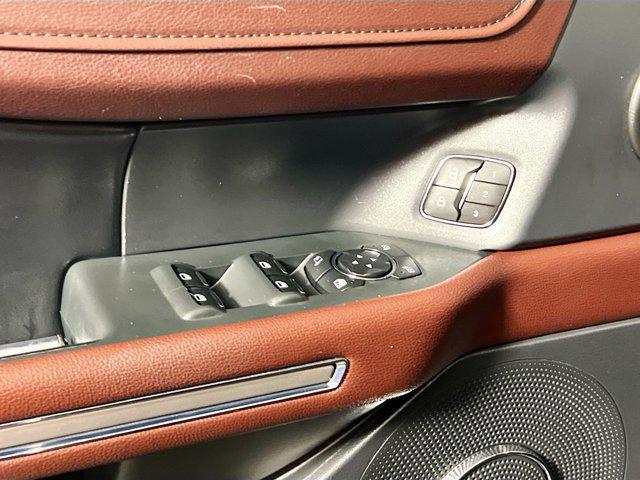 used 2024 Ford Expedition car, priced at $40,608