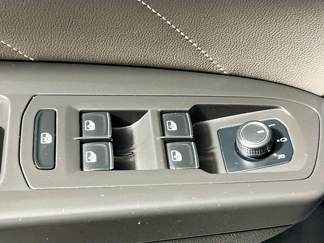 used 2023 Volkswagen Atlas Cross Sport car, priced at $20,979