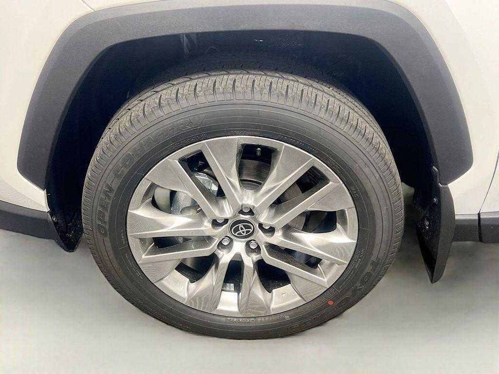 used 2025 Toyota RAV4 car