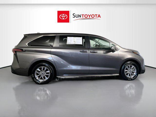 used 2022 Toyota Sienna car, priced at $26,817