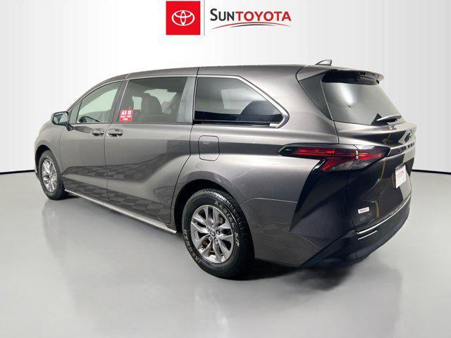 used 2022 Toyota Sienna car, priced at $26,817