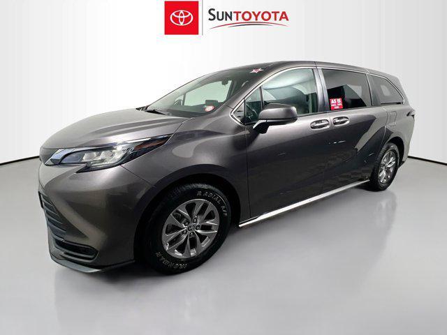 used 2022 Toyota Sienna car, priced at $26,817