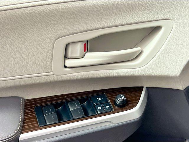 used 2022 Toyota Sienna car, priced at $26,817
