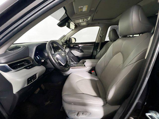 used 2023 Toyota Highlander car, priced at $41,479