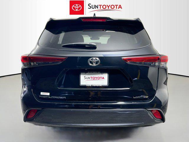 used 2023 Toyota Highlander car, priced at $41,479