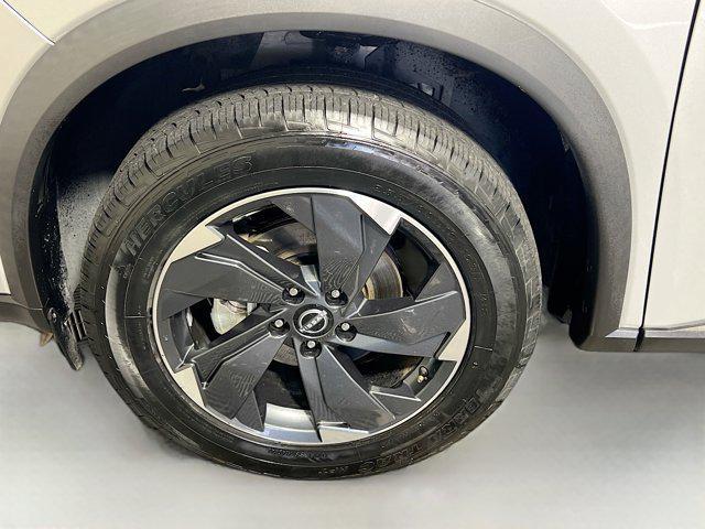 used 2024 Nissan Rogue car, priced at $19,420