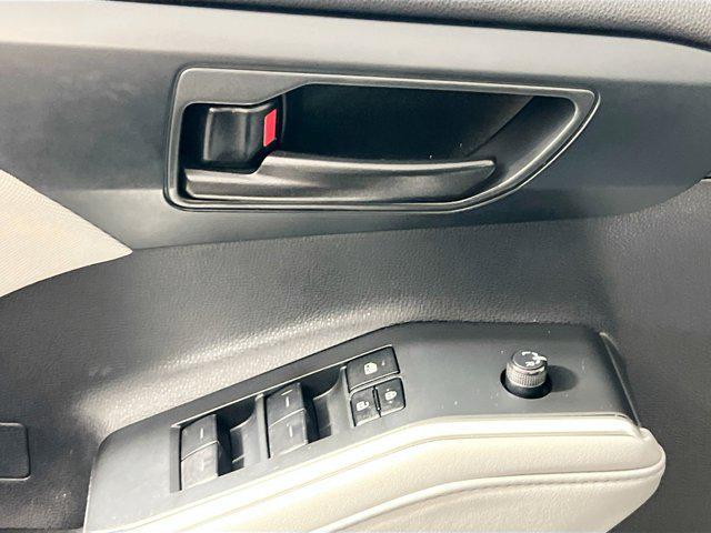 used 2023 Toyota Highlander Hybrid car, priced at $28,679