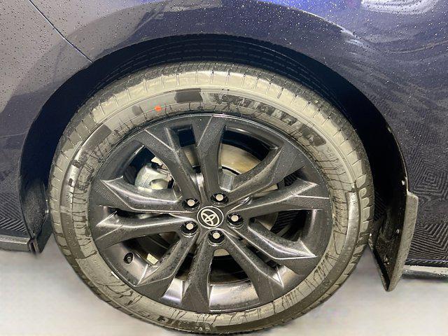 new 2026 Toyota Sienna car, priced at $48,525