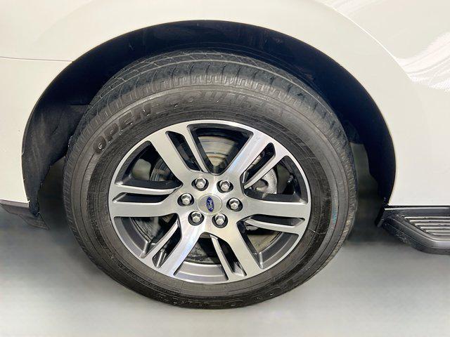 used 2024 Ford Expedition car, priced at $39,979