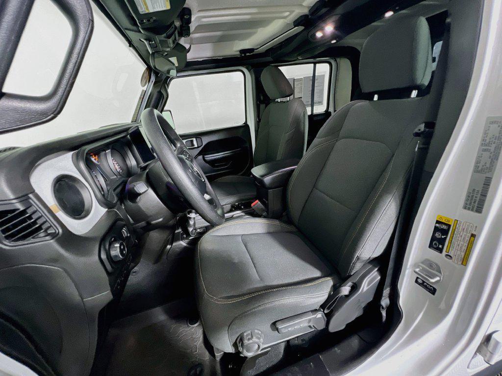 used 2024 Jeep Gladiator car, priced at $31,126